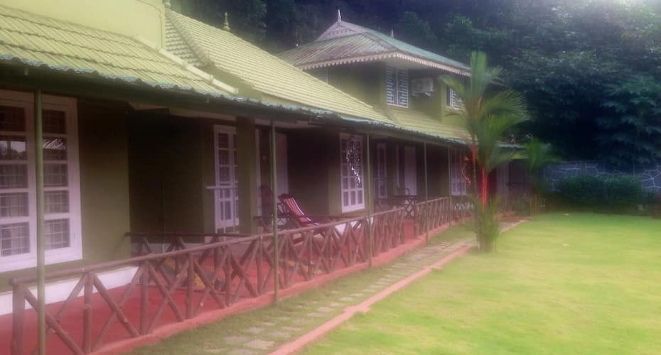 Elephant Pass Ayurveda & Yoga Retreat, Kochi 4